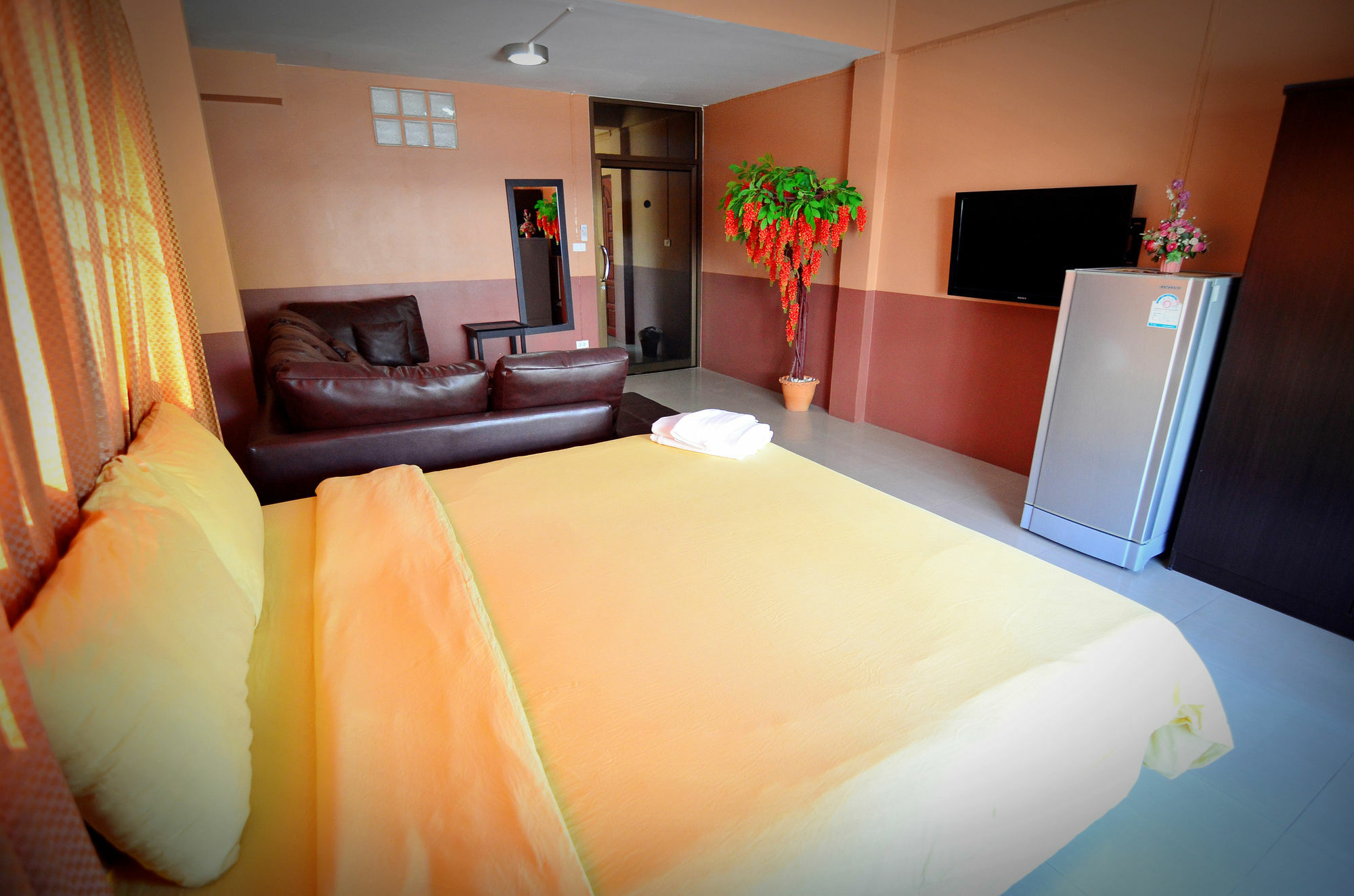 Hotel The Famous House - Jomtien Extérieur photo